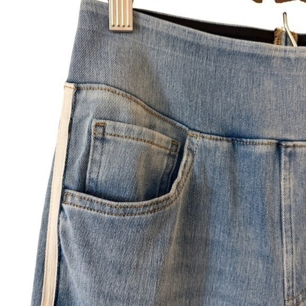Halara Flex High Waisted Stripe Wide Leg Jeans light blue size Pullon large NWT - Picture 7 of 12